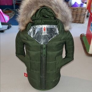 Puffin Drinkwear Green Puffer Jacket with Faux Fur Hood Bottle Jacket